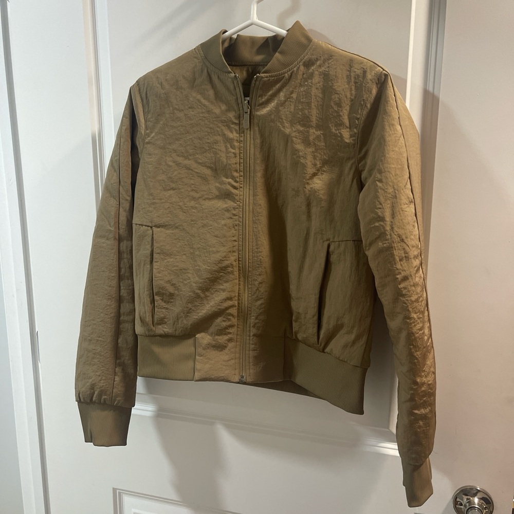 Lululemon Non Stop Reversible Bomber Jacket Size 6 Like New Condition - Picture 1 of 7
